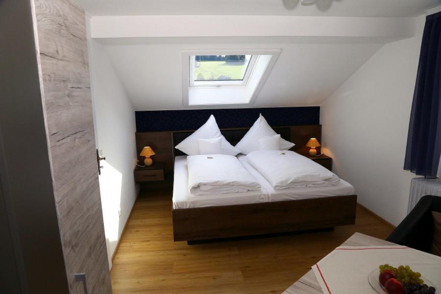 Schönwalde Landhotel Garni Schweizerhaus מראה חיצוני תמונה